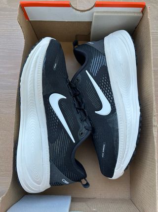 Nike Vomero 18