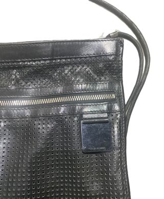 Bolso de piel perforada Dior Homme color negro