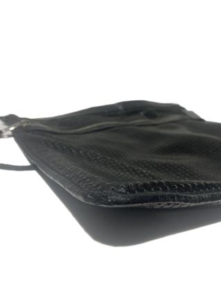 Bolso de piel perforada Dior Homme color negro