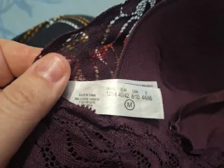 Sujetador de encaje morado talla M