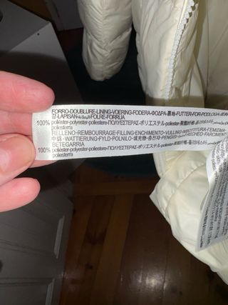 Cazadora Zara Blanca con Capucha