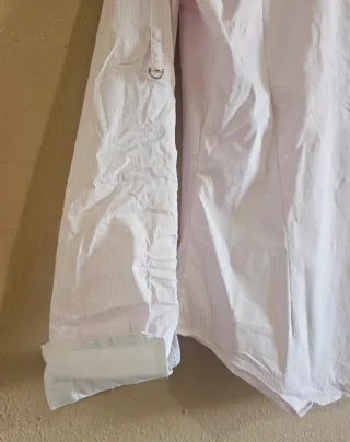 Camisa rosa y blanca