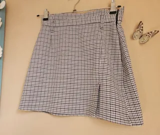 Camisa rosa y blanca