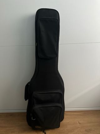 Yamaha Pacifica 012 + amplificador + funda
