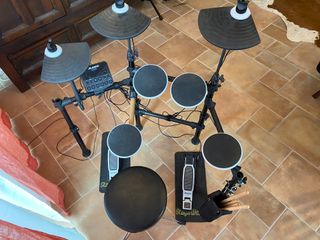 Batería Electrónica Alesis DM Lite