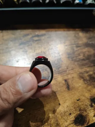 Anillo Acero Negro Hombre Piedra Roja