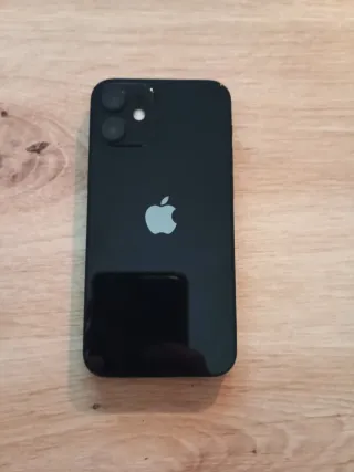 iPhone 12 mini Nero lo cambio per un Samsung S23