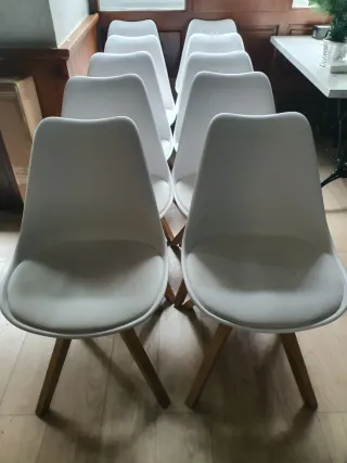 Sillas de comedor blancas y madera