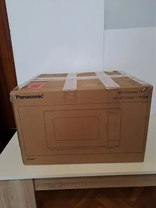 Microondas Panasonic 800W 20L