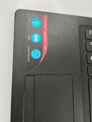 Portátil Lenovo Negro