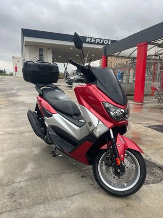 Yamaha Nmax 125 Roja