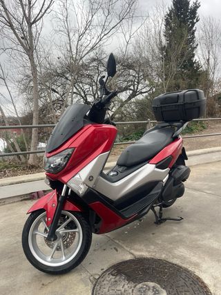 Yamaha Nmax 125 Roja