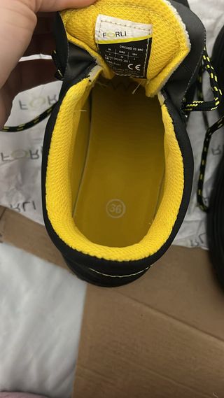 Botas de seguridad Forli negras y amarillas