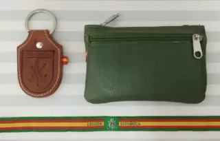 REBAJA: SET MONEDERO Y LLAVERO LEGIÓN -REGALO PULS
