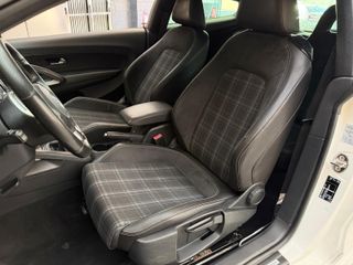 Volkswagen Scirocco 2011