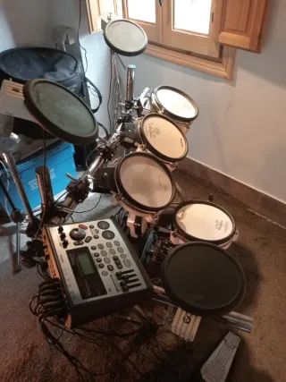 Roland TD-8 V-Drums Batería Electrónica Completa