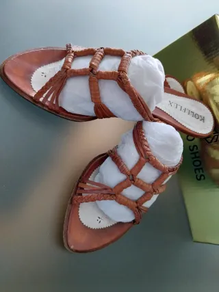 Sandalias Kollflex Piel Talla 38 beige .