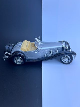 Mercedes Benz 500K Roadster 1936 Burago 1/20