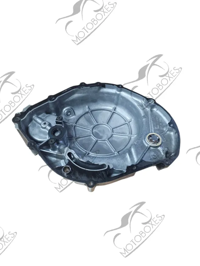 TAPAS EMBRAGUE Y ALTERNADOR SUZUKI MARAUDER 250 98