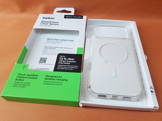 Funda Belkin SheerForce iPhone 17 Pro MAX Transpar