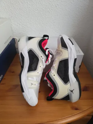 Zapatillas Jordan Mujer Talla 38