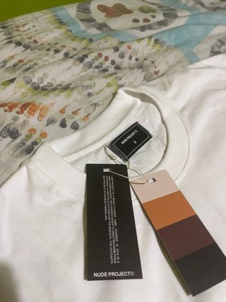 Camiseta Nude Project NUEVA sin estrenar