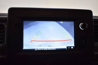 Renault Master CHASIS CABINA CARROZADO PAQUETERO CAMIÓN 3500 2.3 BLUE DCI 145 CV CON PLATAFORMA ELEVADORA