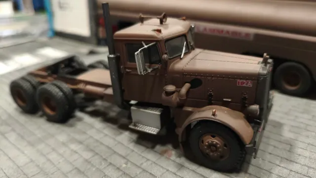 Camión Cisterna Flammable