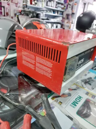 Cargador Baterías Ferve F-805