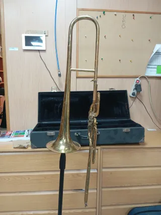 Trombón de pistones Bohland & Fuch