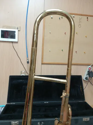 Trombón de pistones Bohland & Fuch