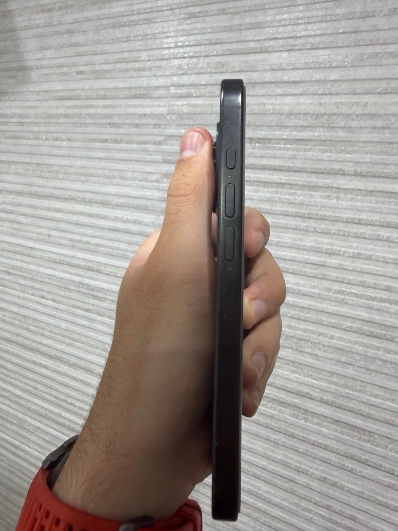 iPhone 16 Pro 256GB Negro 95% Salud afbeelding 3
