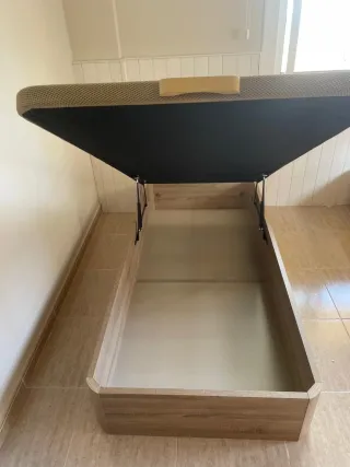 Canapes colchones armarios sofas mesitas bases