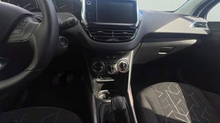 Peugeot 2008 PureTech 110 S&S Style 81 kW (110 CV)