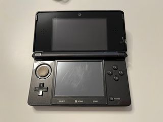 Nintendo 3DS Negra + Zelda Ocarina of Time