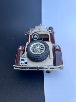 Burago Mercedes Benz SSK 1/18