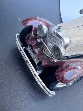 Burago Mercedes Benz SSK 1/18