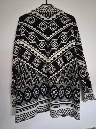 Chaqueta Étnica Negra y Blanca