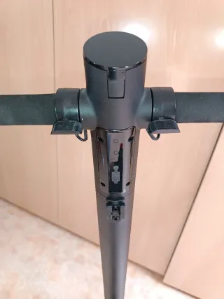 Patinete Eléctrico E-Scooter ESXZ07 (Batería Dañad