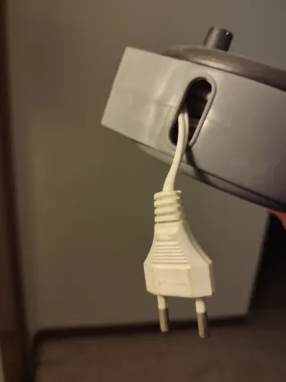 Enrollacables con 3 enchufes