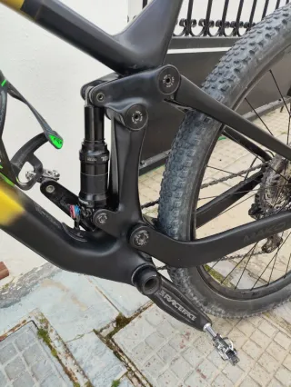 Berria Mako MTB doble suspension *muy bien estado