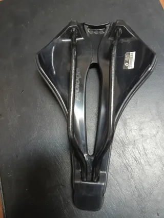 Sillín Prologo dimensión NDR 143 negro antracita.