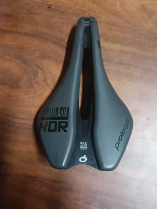 Sillín Prologo dimensión NDR 143 negro antracita.