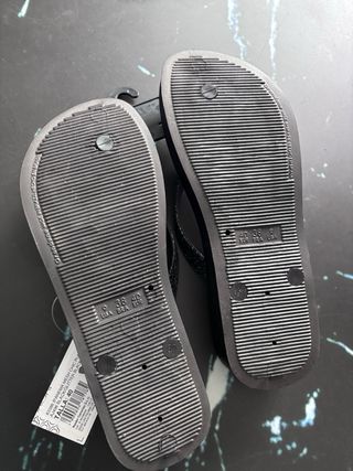 Chanclas Ipanema Mesh Chic Negras y Plateadas