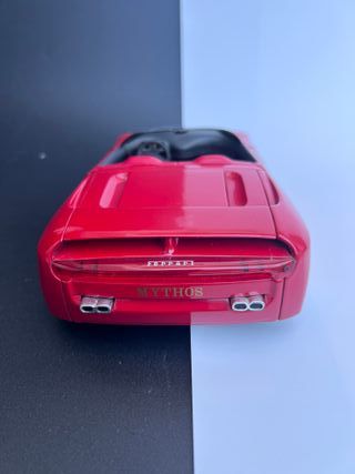 Ferrari Mythos 1/18 Rojo Revell