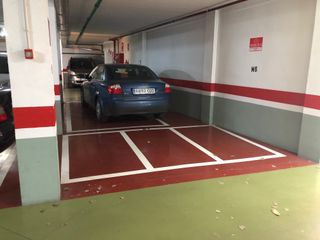 Alquilo garaje de moto