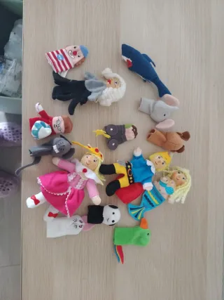 Marionetas de dedos variadas