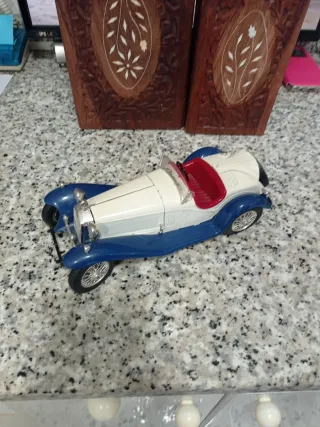 Lote 2 Coches Clásicos