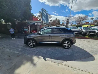 Peugeot 3008 Hibrido Enchufable 225 cv PHEV año 22