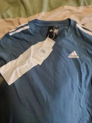 Lote 2 Camisetas Adidas y Puma Nuevas